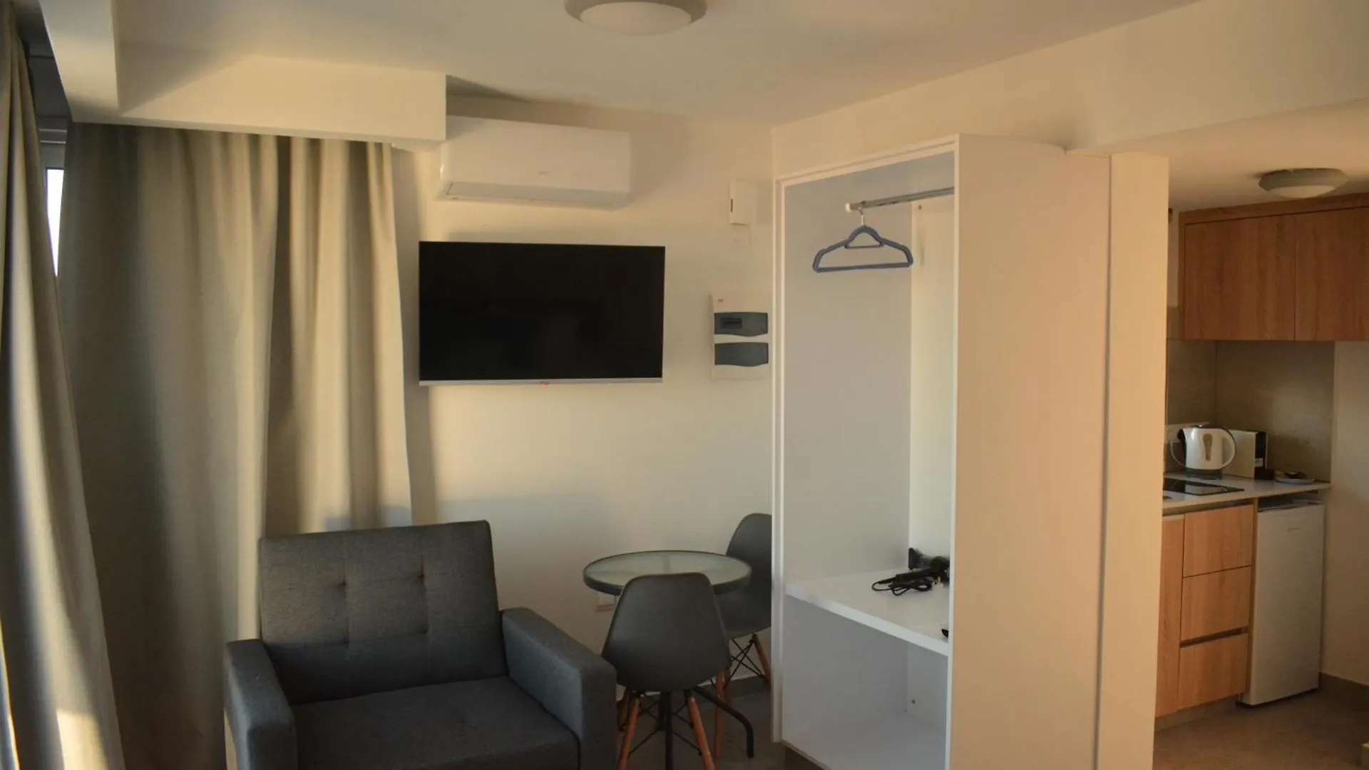 Green Bay Suites Protaras 0*,