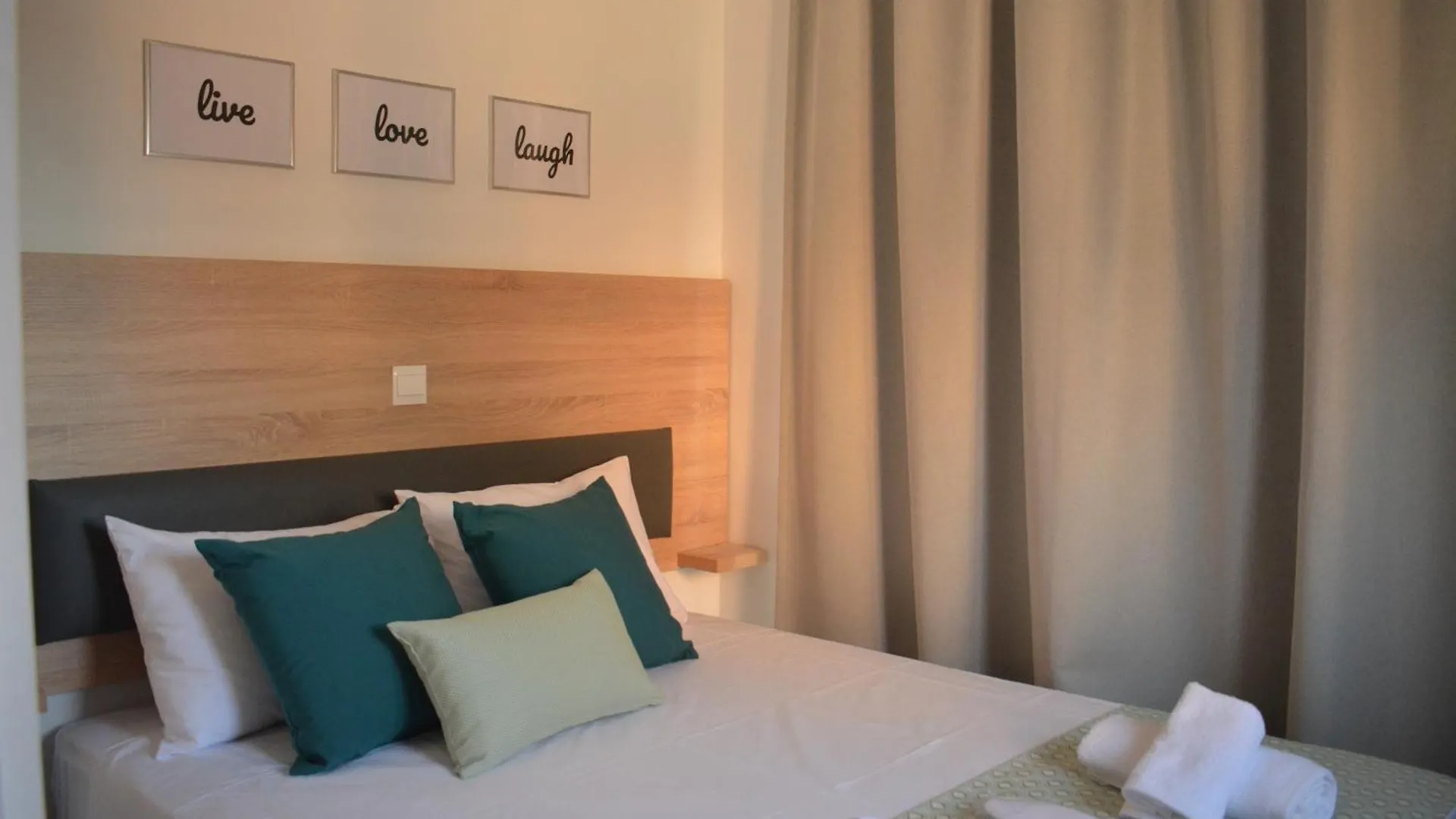 Green Bay Suites Protaras