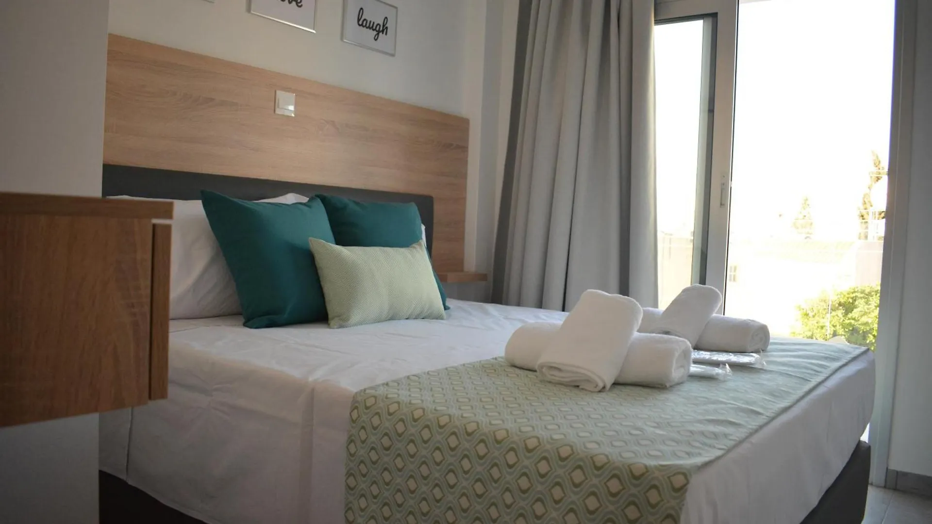 Apartament Green Bay Suites Protaras
